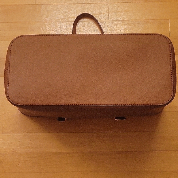 Michael Kors Brown Tote Bag - Picture 5 of 16